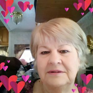 Meet your Posher, Beverly